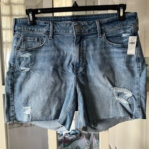 Old Navy Women's Mid Rise Distressed Denim Jean Shorts - Size 12